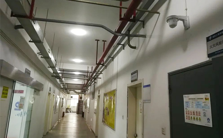 3-參觀實驗室.jpg 3-參觀實驗室.jpg